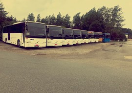 Busser i lange baner